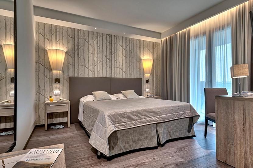 Hotel Harrys' Garden Abano Terme Esterno foto
