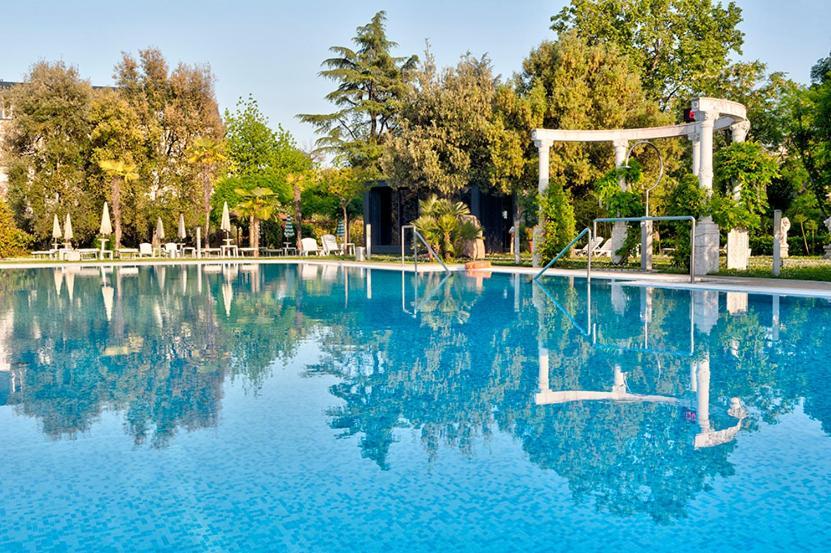 Hotel Harrys' Garden Abano Terme Esterno foto