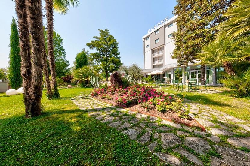 Hotel Harrys' Garden Abano Terme Esterno foto