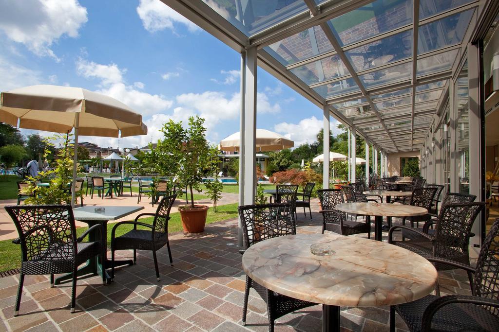 Hotel Harrys' Garden Abano Terme Esterno foto