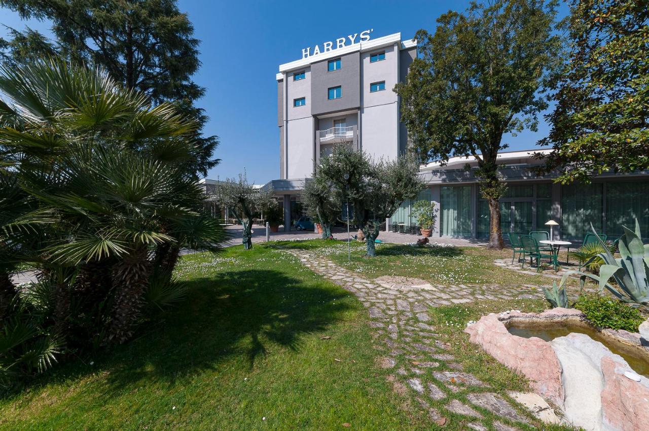 Hotel Harrys' Garden Abano Terme Esterno foto